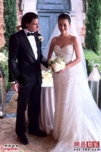 ģʫ_ſֲ 2013 8 Mandy Lieuջ Ƕ¶عͬ