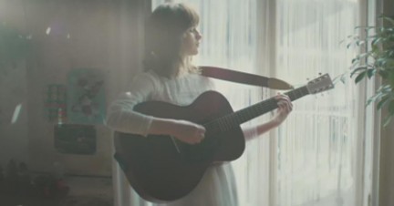 gabrielle aplin ӢҥŮGabrielle AplinA Case of Yo